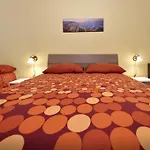 Trimarchi House *