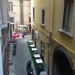 Trimarchi House Апартаменты *