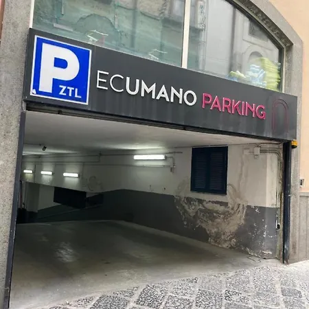 Apartmán Trimarchi House *