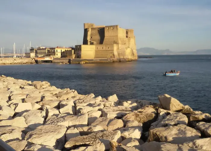 아파트 Trimarchi House